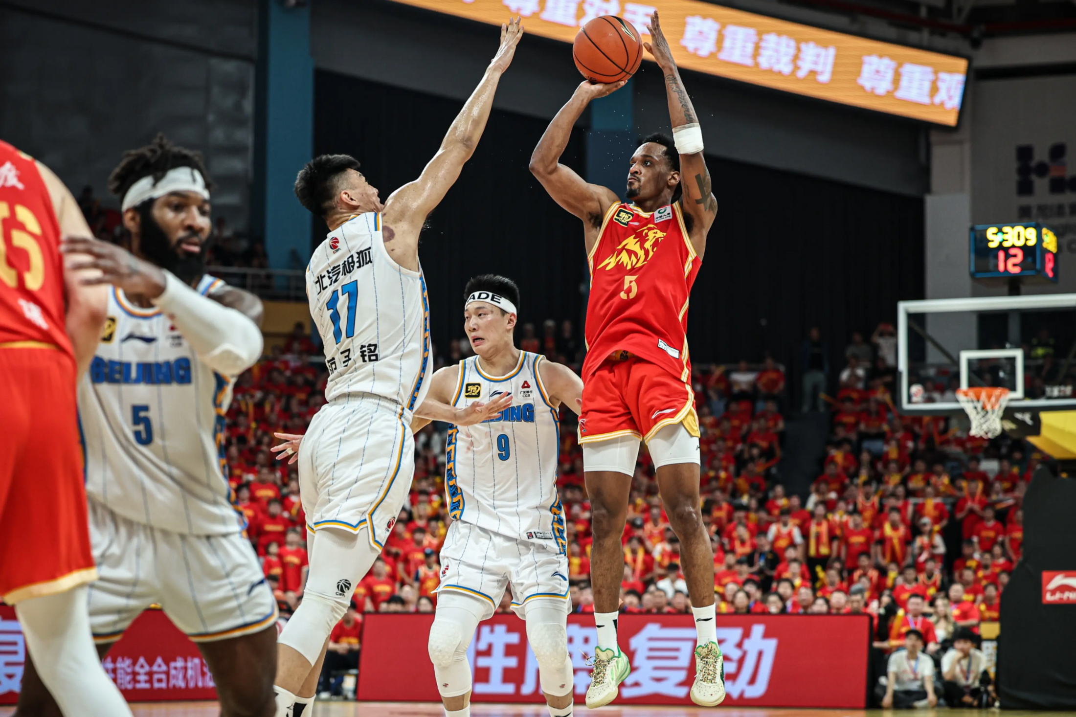 关于NBA常规赛赛前再迎强敌，上海海港远射贴柱，主帅态度——球迷炸锅，球队文化再被提及的信息-米兰网站
