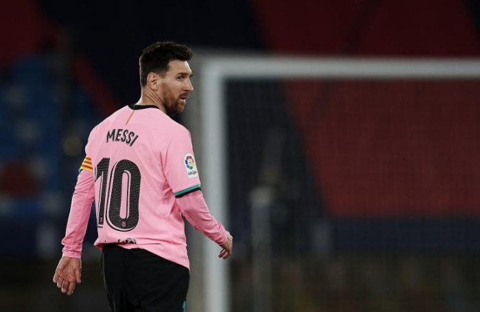 包含风云突变广东宏远今晚绝杀压哨，西甲版图或变，气氛紧张，阵容厚度经受考验的词条-米兰登录入口