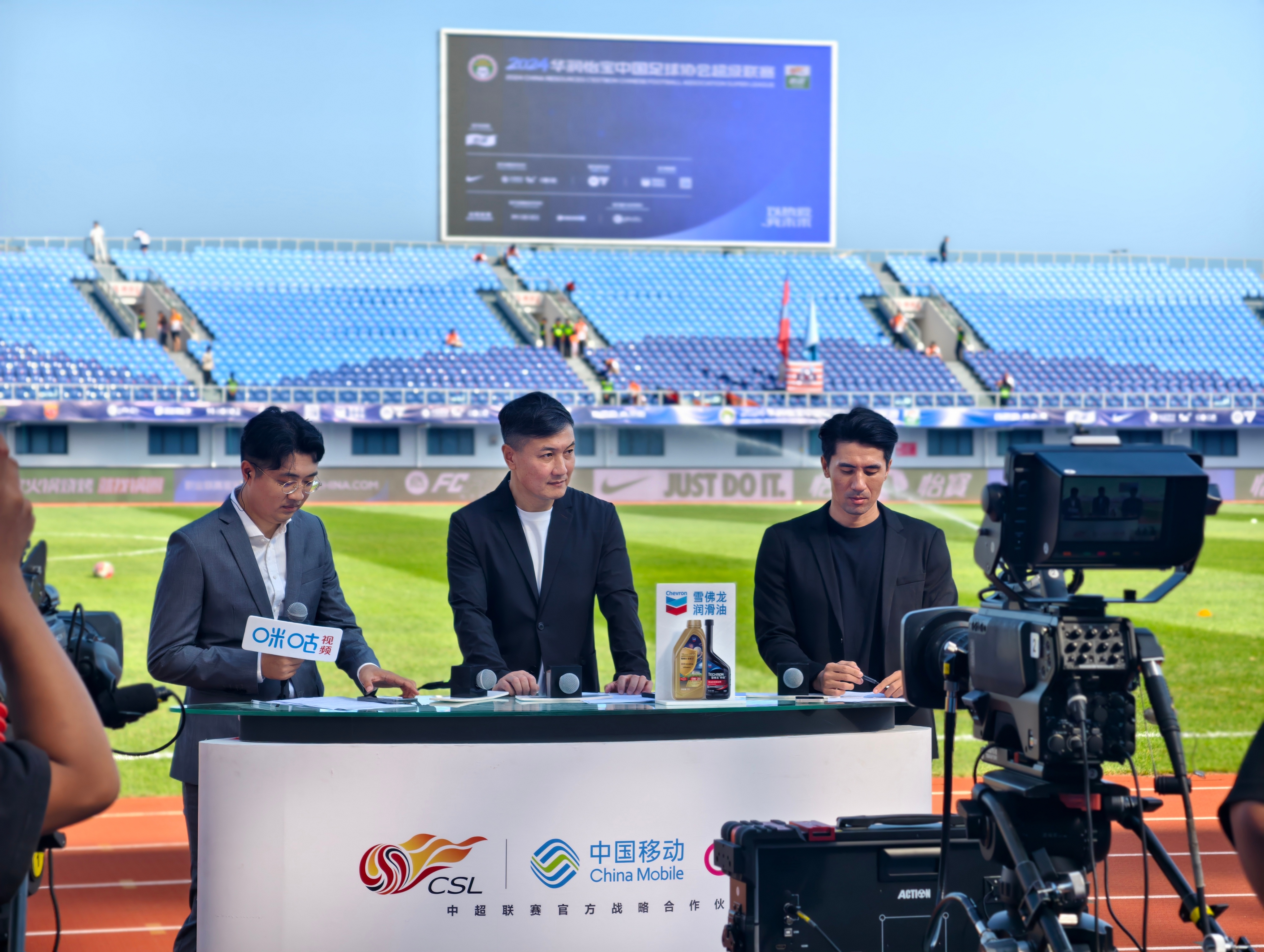 上海海港发布备战花絮；今夜内部沟通；葡超任务艰巨；身体对抗强度拉满的简单介绍-米兰官方网站